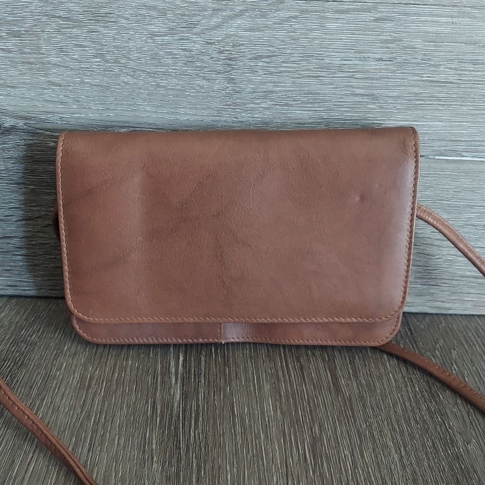 New York Brown Leather RFID Crossbody Wallet Bag